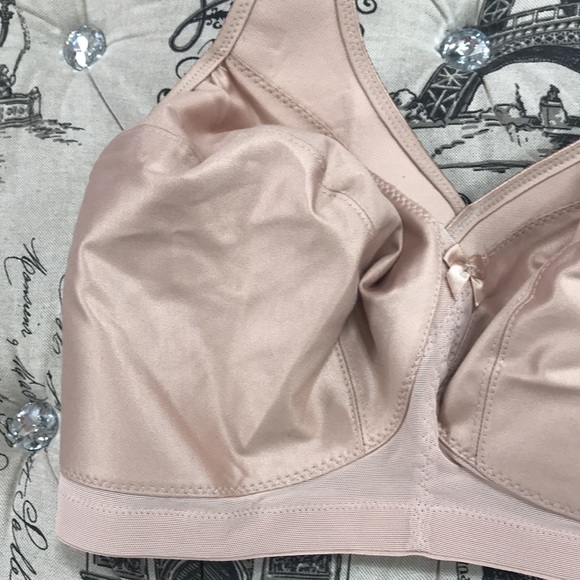 Glamorise Magic Lift Active Support Bra - Picture 5 of 10